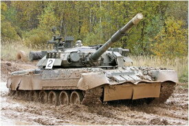 トランペッター 1/35 ロシア連邦軍 T-80U主力戦車 プラモデル