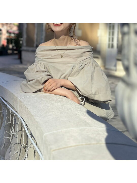 楽天市場】【SALE／40%OFF】コットンオフショルボリュームブラウス 