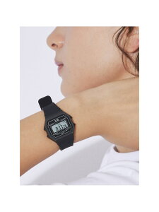 yICE-WATCH / ACXEHb`zICE DIGIT RETRO / r Rouge vif la cle [WEBt N ANZT[Erv rvyz[Rakuten Fashion]