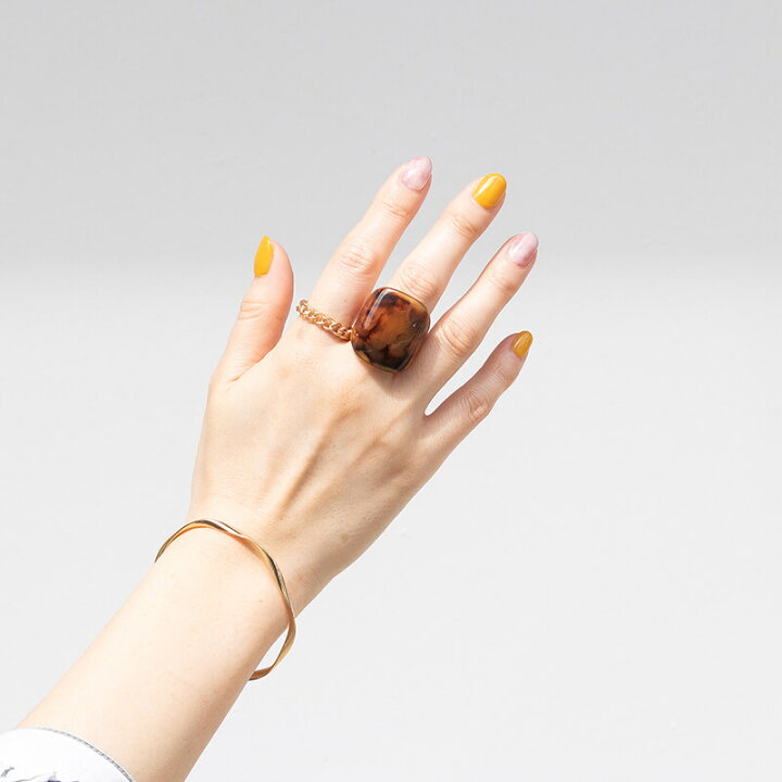 楽天市場】リング べっ甲風ボリュームリング アクリル 指輪 アクリル  