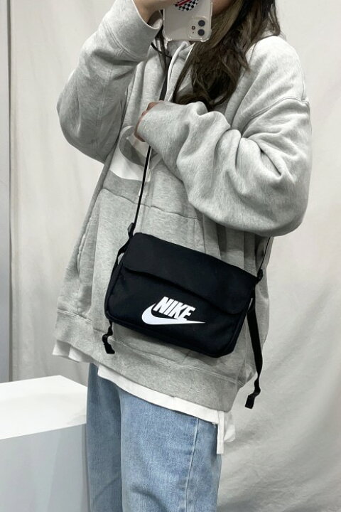 楽天市場】☆送料無料☆NIKE☆FUTURA 365 CROSS BAG CW9300-010 ナイキ 