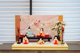 【送料無料】【最短即日出荷】【購入特典あり】ゆかり・遊美 木目込み人形 55幅 人形作家・ゆかり作 雛人形 木目込み人形 ひな人形 桃の節句 おひな様 刺繍裳袴 オルゴール 被布着 お手入れセット 選べる名前旗