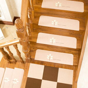 階段マット 滑り止め 可愛い 防音 ずれない 耐久 折り曲げ 厚手 洗える 40X60cm キズ防止 吸着 四季通用 足腰にやさしい 階段クッション 階段カーペット 丸い角 踏み心地が優しい カラー