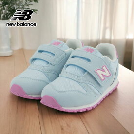 スニーカー キッズ ベビー 子供 ジョギング ランニング シューズ カジュアル 靴 ファーストシューズ W幅 ニューバランス newbalance IZ373 tmnbiz373xt2