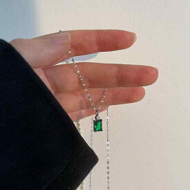 ネックレス レディース ジュエリー ペンダント アクセサリー エメラルド風 シルバー ジルコニア 宝石 高級感 小ぶり 小さめ 華奢 シンプル 大人かわいい きれいめ 上品 清楚 おしゃれ カジュアル デイリー 普段使い ギフト お祝い 贈り物 誕生日プ