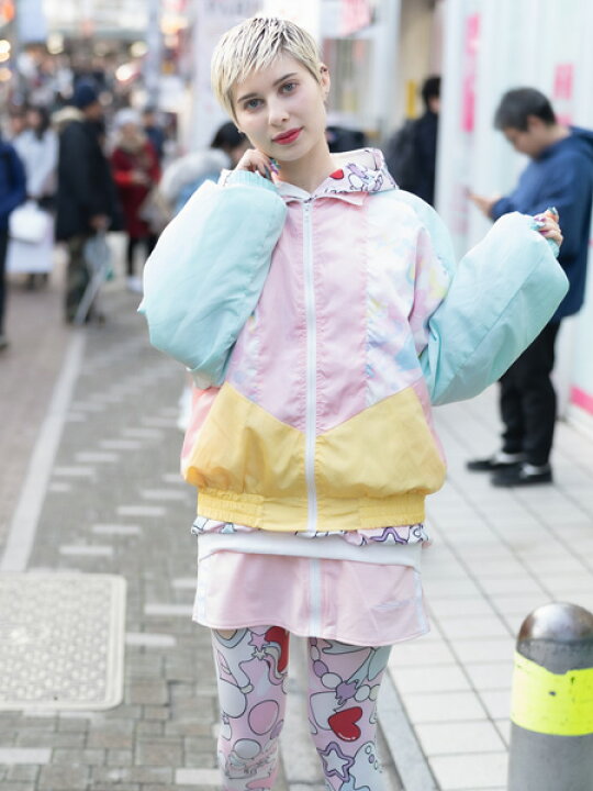楽天市場 ケーキ ナイロンジャケット 長袖 アウター ブルゾン ジャケット コート 原宿 原宿系 ゆめかわいい ファッション ファンシー メルヘン スイーツ レディース メンズ 大きいサイズ 個性的 派手カワ ピンク ブルー Acdc Rag Acdc Rag 原宿竹下通り店