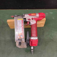 【中古】★マックス(MAX) 高圧フィニッシュネイラ HA-55SF1(D)　訳アリ品【戸田店】