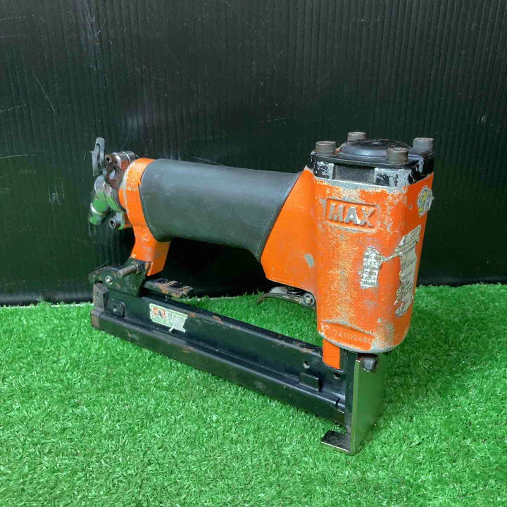 楽天市場】【中古品】マックス(MAX) 常圧エアタッカ F線ステープル用 