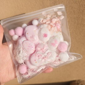 スクイーズ 大サイズ 中サイズ 肉球 ネコ ねこ 低反発 ぬいぐるみ おもちゃ かわいい 握る ストレス解消 もちもち おしゃれ オシャレ Y2K 握って遊ぶ ホワイト ピンク