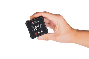 5%OFF デジタル水平器 プロデジマーカー レーザーライン搭載 USB充電 計測 レベル 水平器 デジタル水平器 0.05°表示 IP54 測定器 アングルメーター °/%切り替え 測定 部磁石付き 比較モード0セ