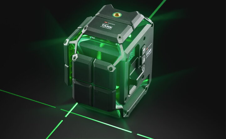 楽天市場】4%OFF グリーン レーザー墨出し器 TANK (タンク）フルライン 