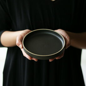 HASAMI PORCELAIN（ハサミポーセリン）[プレート　ブラック　HPB002][14.5cm plate black 黒 食器 シンプル 波佐見焼 日本製 電子レンジ 食洗機対応 おしゃれ モダン シンプル ギフト プレゼント スタッキング]