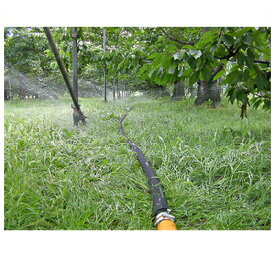 住化農業資材 スミサンスイ R横とび 100m巻 主に「果樹園」樹間散水 潅水チューブ 灌水チューブ
