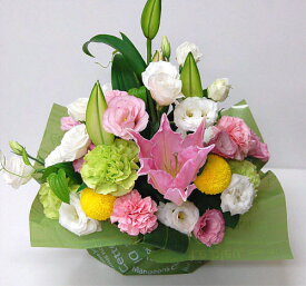 【売れ筋】お供え花 アレンジメント 生花 アレンジ お悔やみ フラワーアレンジ 贈り物 法事 供え お供え物 仏花 供花 弔花 お供え花 枕花 命日 初七日 四十九日 法要 仏事 一周忌 三回忌 七回忌