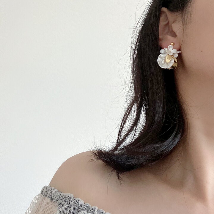 楽天市場】フラワー 花 花びら ピアス イヤリング パール 綺麗 花 白 