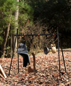 5倍ポイント 20%OFFクーポン 夏祭 【S'more / Aluminum hanging rack S】ハンギングラック スモア アウトドア ランタンスタンド ハンガーラック キャンプ アルミ合金 軽量 ハンギングスタンド コンパクト収納 物干し 簡単組み立て 収納袋付き 【 フック5個付き】