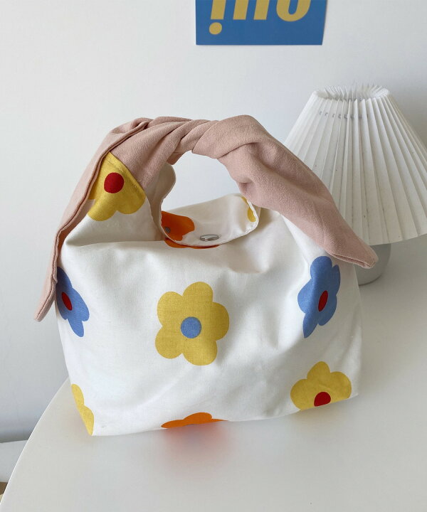 楽天市場 クーポン割 Off ランチバッグ お弁当 ランチバック おしゃれ 可愛い 韓国 ライク 定番 シンプル ランチポーチ お弁当袋 ランチバッグ お弁当包み リボン 韓国ライクな可愛いランチバッグ Aimoha