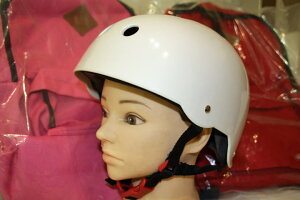 y݌ɌŏIz Silver Fox [ SC110 HELMET @4200] Vo[tHbNX y XP[g{[h pzy XL[ Xm[{[h pz