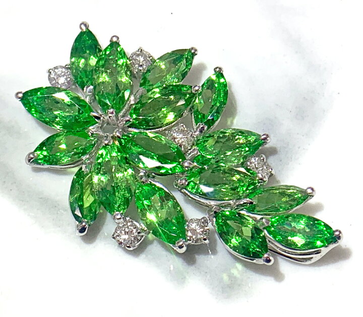 楽天市場】グリーンガーネット 6.75ct ペンダントトップ K18WG 