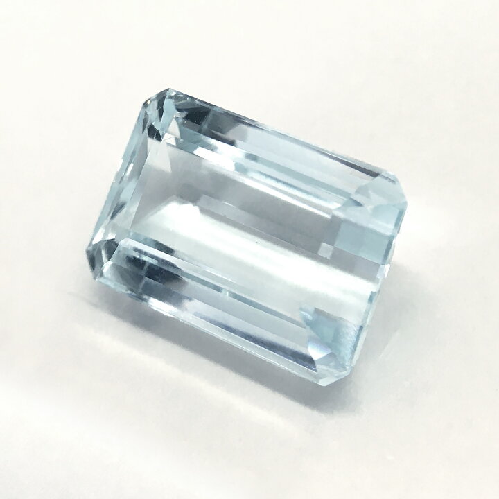 楽天市場】アクアマリン 12.618ct ルース ◇ エメラルドカット