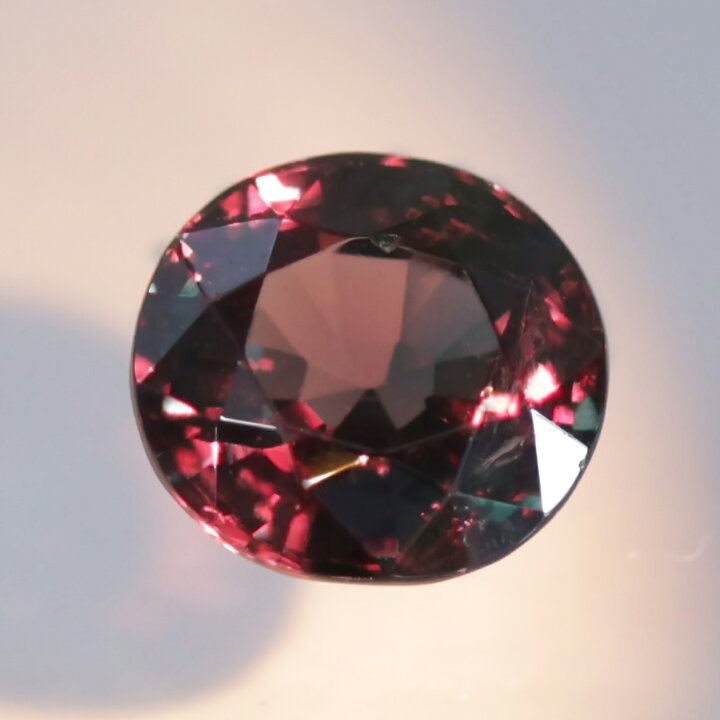 楽天市場】【カラーチェンジ】ベキリーブルーガーネット 1.6ct ルース 