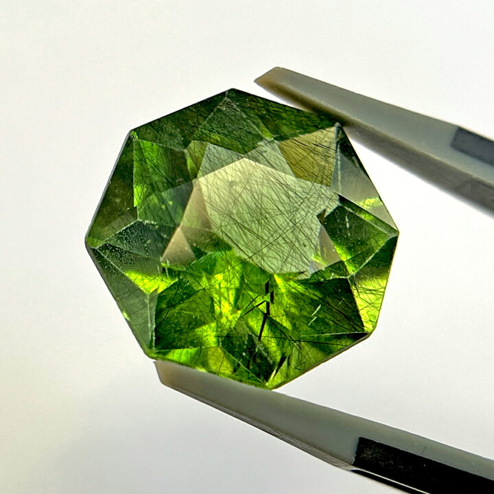 楽天市場】ルチルペリドット 14.57ct オクタゴンカット ミックスカット 