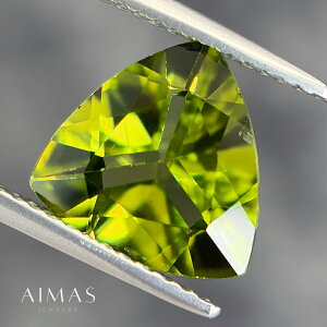 �y���h�b�g 2.85ct ���[�X �� �g�����A���g�J�b�g �O�p �g���C�A���O�� �y���h�b�g���[�X �J�������� �I���r�� ���z�̐� 8���a���� 2ct�A�b�v ���΁y���[�X ���������z�y���i�ւ̃I�[�_�[���H