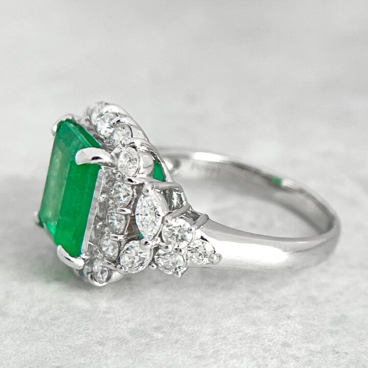 楽天市場】【ｾｰﾙ】コロンビア産ビビッドグリーンエメラルド 2.37ct 