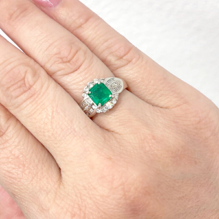 楽天市場】ザンビア産ビビッドグリーンエメラルド 1.03ct リング 10号 