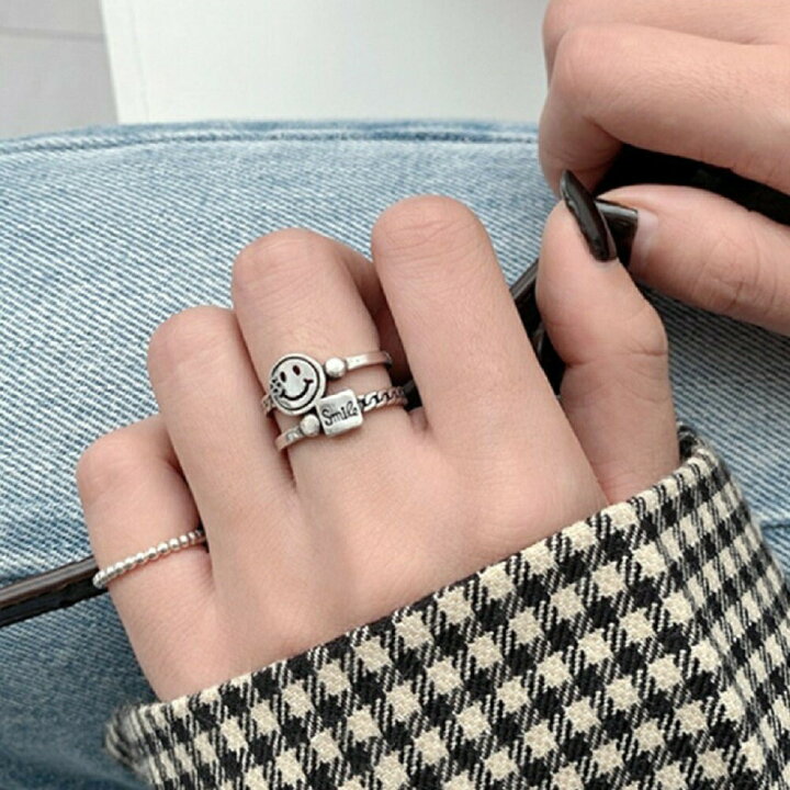 楽天市場】リング スマイル ニコちゃん 指輪 シルバーアクセサリー ヒップホップ アクセサリー ジュエリー ジュエル jewel レゲエ クラブCLUB メンズ レディース 男女兼用 HIPHOP ヒップホップ系 ストリート系 B系 ギラギラ 飾り物 誕生日 キラキラ : AiO Online Store