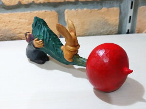 R|bN @ȃJuɃETM悹ėVԃR|bN@ؒ@킢@nhCh@F@