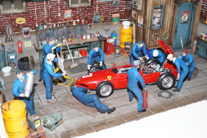 SF Scale Figures 1/18 sbgN[ tF[ u[ I[o[I[ 10l tBMA Boxencrew Ferrari BLAUE OVERRALLS ~jJ[͕t܂B