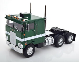 ���[�h�L���O�X 1:18 �s�[�^�[�r���g 352 �y�[�X���[�J�[1977-1979 �O���[�����^���b�N/�z���C�gRoad Kings 1:18 Peterbilt 352 Pacemaker 1977-1979 greenmetallic white