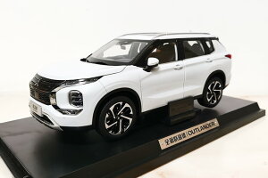 OH 1/18 OH AEg_[ 2022 A[` `sI GfBV _CLXg fJ[ zCg J1/18 Mitsubishi OUTLANDER 2022 Argentina Champion Edition Diecast Model Cars Gifts For Father