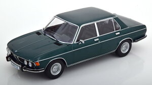 KK-SCALE 1/18 BMW 3.0S E3 2�V���[�Y 1971 �_�[�N�O���[�����^���b�NKK-Scale 1:18 BMW 3.0S E3 2 Series 1971 darkgreen-metallic