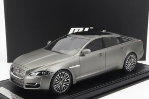 ���[�^�[�w���b�N�X 1/18 �W���K�[ XJL 2022 �}�b�g�O���[ 66�����MOTORHELIX 1:18 JAGUAR XJL 2022 MATT GREY LIMITED 66 ITEMS