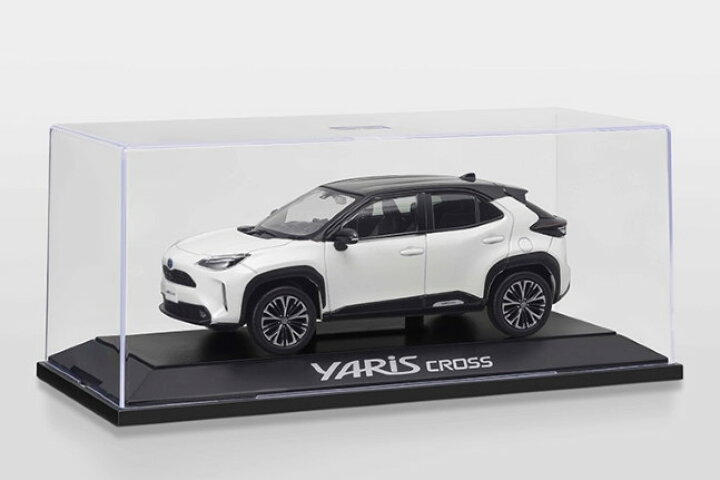 楽天市場】トヨタ特注 1/30 トヨタ ヤリスクロス ミニカー ＜2KR 