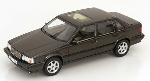 Cult Scale 1/18 �{���{ 850 GLT �T���[�� 1991-1994 �_�[�N�O���[�����^���b�NCult Scale 1:18 Volvo 850 GLT Saloon 1991-1994 darkgreen-metallic