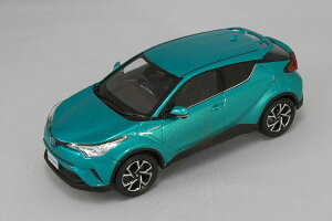 g^ 1/30 V^ g^ C-HR fBAgO[^bN J[Tv v ~jJ[ TOYOTA 1/18 1/43
