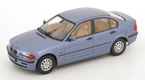 KK-Scale 1/18 BMW 3�V���[�Y E46 �Z�_�� 1999 ���C�g�u���[���^���b�NKK-Scale 1:18 BMW 3er E46 Saloon 1999 lightblue metallic