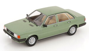 MCG 1/18 AEfB 80 B2 CgO[^bNMCG 1:18 Audi 80 B2 lightgreen metallic