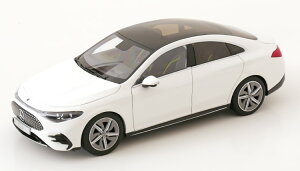 �x���c���� NZG 1/18 �����Z�f�X CLA�N���X C174 2025 �z���C�g �J��NZG 1:18 Mercedes CLA-Klasse C174 2025 white special edition of Mercedes