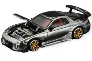 �|�b�v���[�X 1/64 �}�c�_ RX-7 RE�J�{ ���[���^���V���o�[Pop Race 1:64 Mazda RX7 RE-AMEMIYA Raw Metal Silver