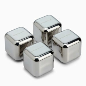 �|���V�F���� �|���V�F �A�C�X�L���[�u 4�Z�b�g �V���o�[Porsche Set of 4 Porsche Ice Cubes Silver