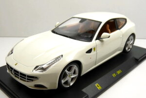 �u���[�S 1/24 �t�F���[�� GT FF 2011 �z���C�g ���j��Bburago 1:24 FERRARI GT FF 2011 white Box damaged