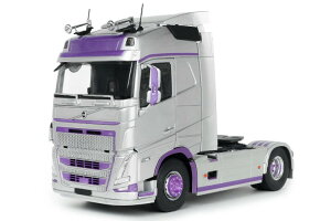 �\���h 1/24 �����Z�f�X �x���c �A�N�g���X R5 �C�^���A�� �R���N�V���� SZM 2021 �u���b�N �O���[��Solido 1:24 Volvo FH Globetrotter XL SZM 2023 silver purple