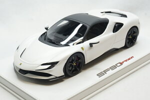 BBR 1/18 tF[ SF90 XpC_[ zCg}bg N[Y ubN[t zCgfbNX U[x[X 10BBR 1:18 Ferrari SF90 spider closed roof Fuji white MATT with matt black roof set on white delu