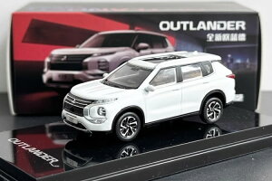 �O�H���� 1/64 �O�H �A�E�g�����_�[ 2022 �z���C�g 1/64 Mitsubishi OUTLANDER 2022 White