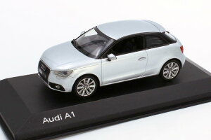 �A�E�f�B���� ���� 1/43 �A�E�f�B A1 8X 2009 �A�C�X�V���o�[���^���b�NKyosho 1:43 Audi A1 (8X 2009) ice silver metallic