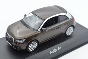 ���� 1/43 �A�E�f�B A1 �e�B�[�N�u���E�����^���b�NKyosho 1:43 Audi A1 Teak Brown Metallic